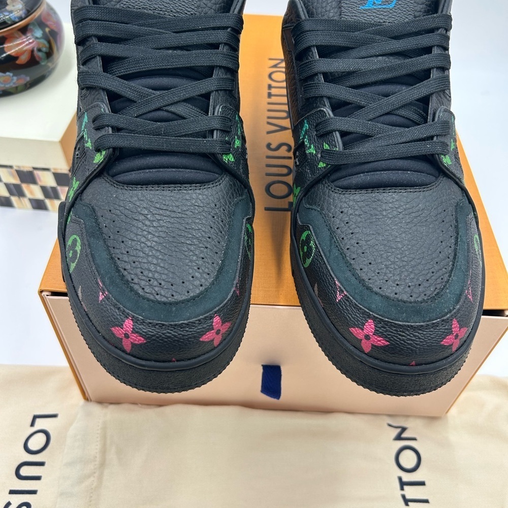 Men's Louis Vuitton monogram trainer sneakers size 11 fits 12 US made in Italy - Picture 4 of 10